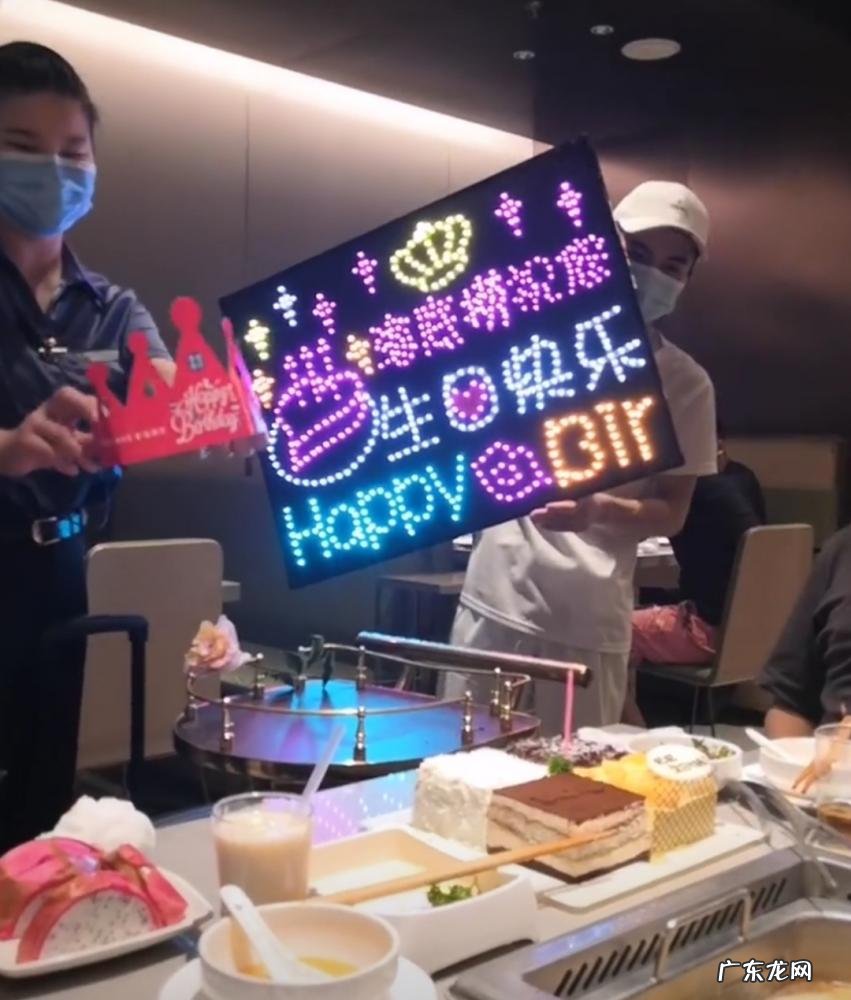 海底捞服务理念 深圳海底捞服务员工资多少钱一个月