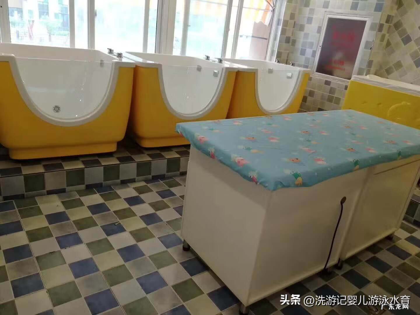 宝宝洗澡盆哪个牌子好