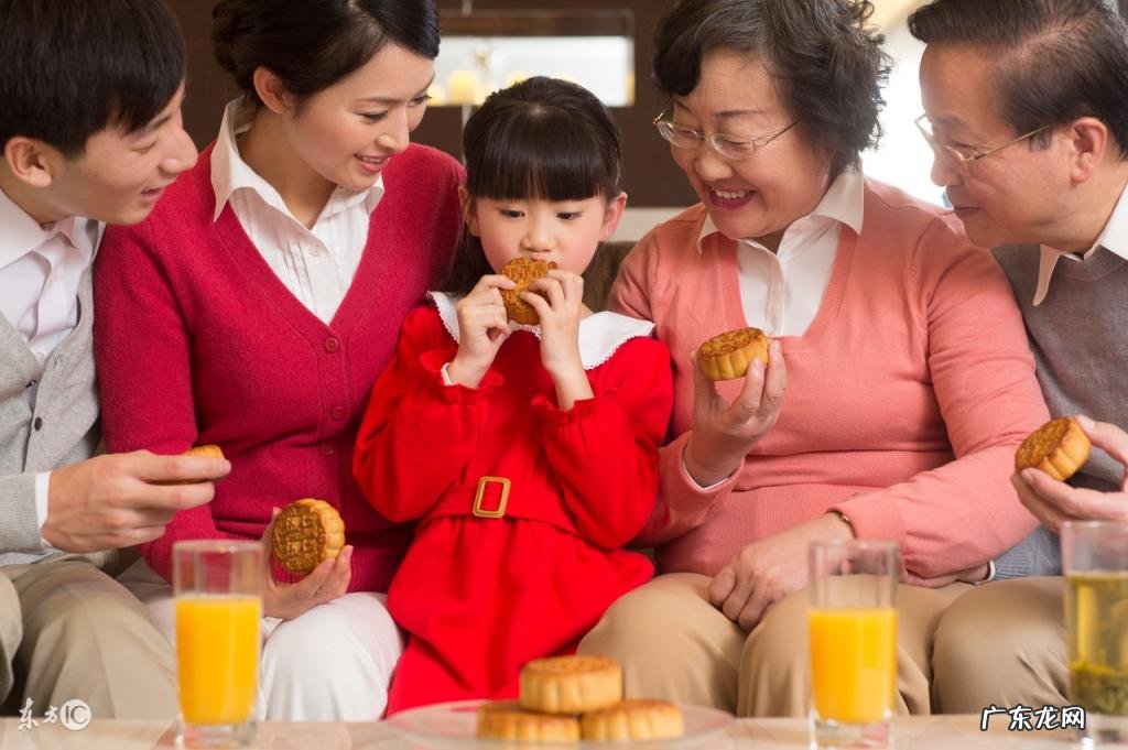 qq怎么群发消息 qq群发消息一次最多发多少人