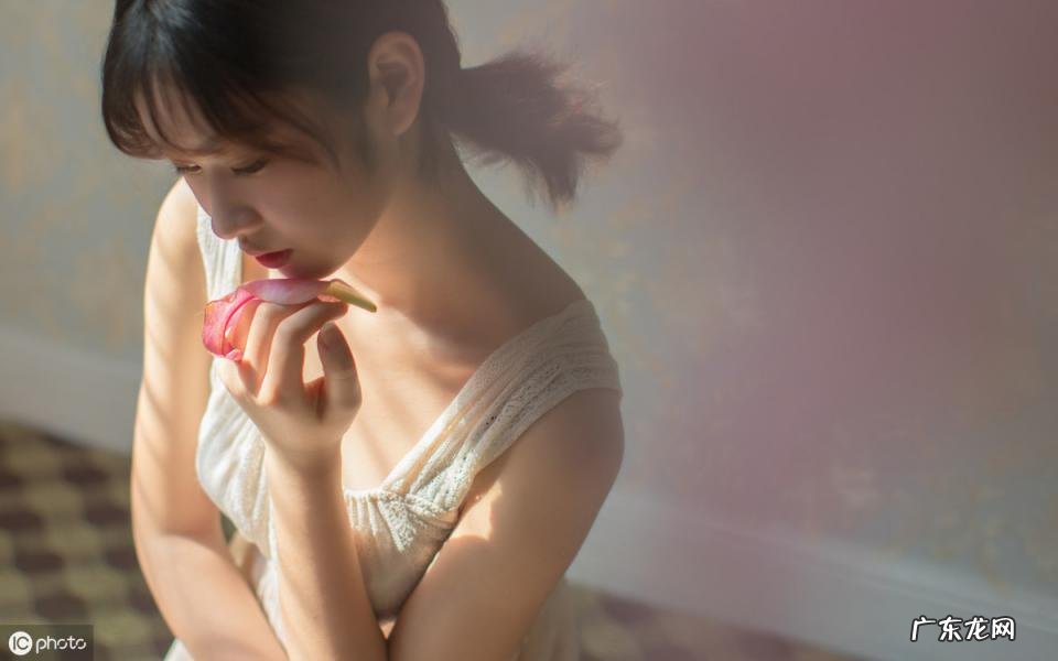 劈腿和出轨有什么区别吗 为什么出轨叫做劈腿