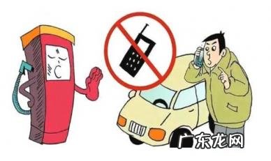 男子给车加油后拔出油枪 深圳一男子拔掉油枪点燃汽车后逃走 感受