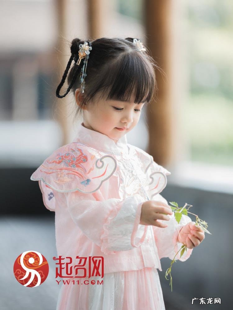 文人墨客是什么意思 芊芊 意思