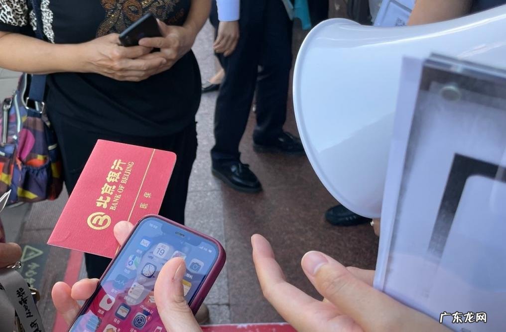 邮政存折能在取款机取钱吗 邮政存款折可以在取款机上取款吗