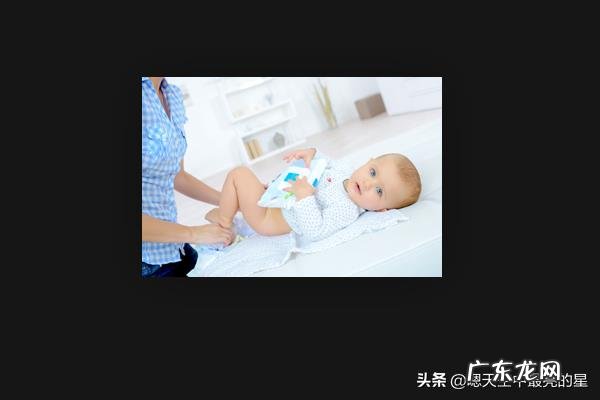 亲身试用!如何用爽身粉去头油?