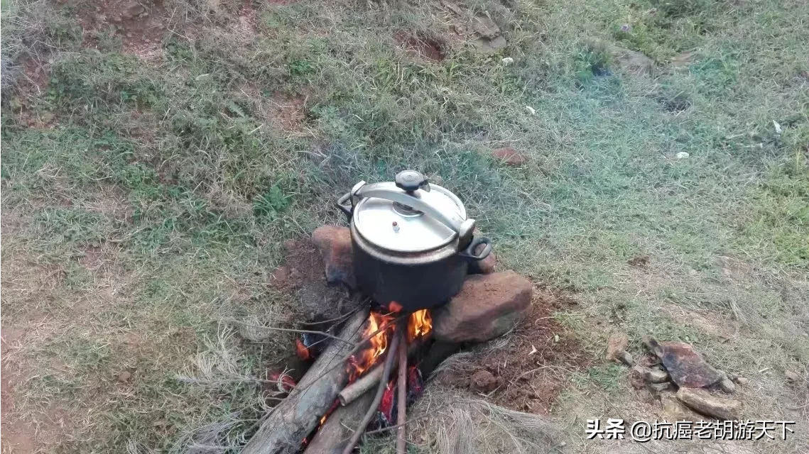 公公直肠癌2期,化疗期间家人借钱给吃国珍松花粉已经一万多,我该怎么劝说?