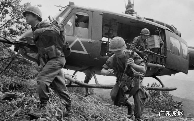 一个军有多少人?几个师? 部队一个营有多少个人