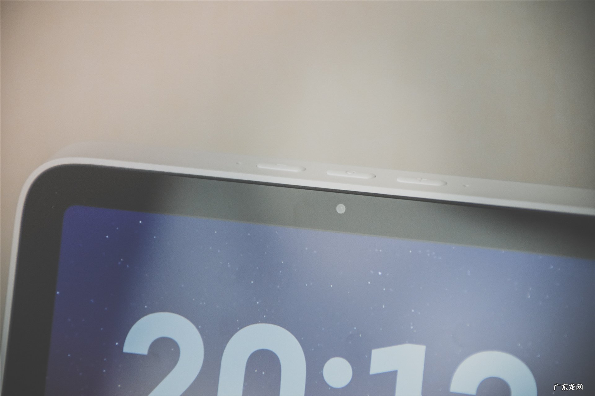 redmi小爱触屏音箱和小度x8哪个好用？