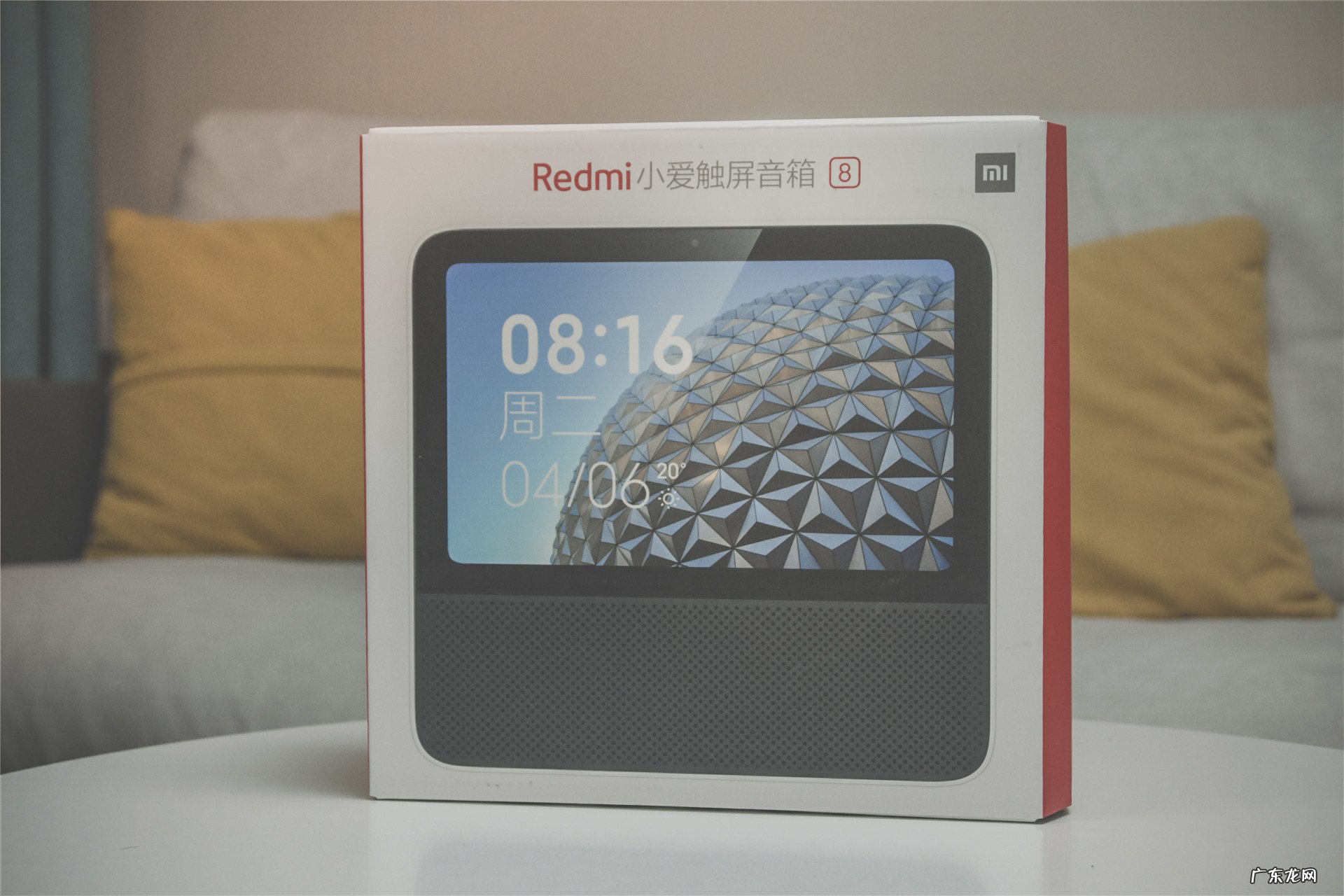 redmi小爱触屏音箱和小度x8哪个好用？