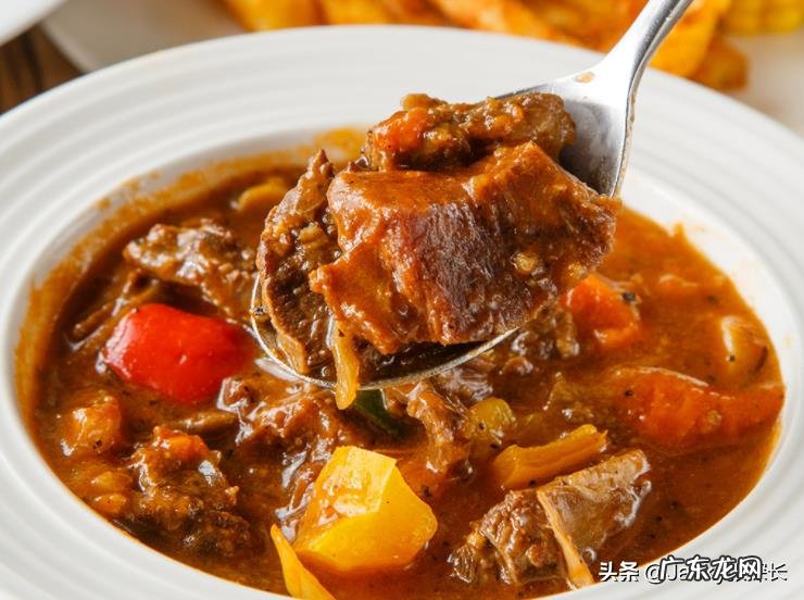 凭借1万人民币在爱尔兰可以生活多久?