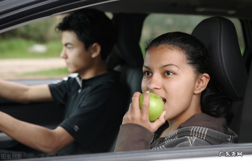 凭借1万人民币在爱尔兰可以生活多久?