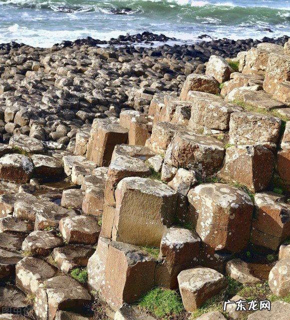 凭借1万人民币在爱尔兰可以生活多久？