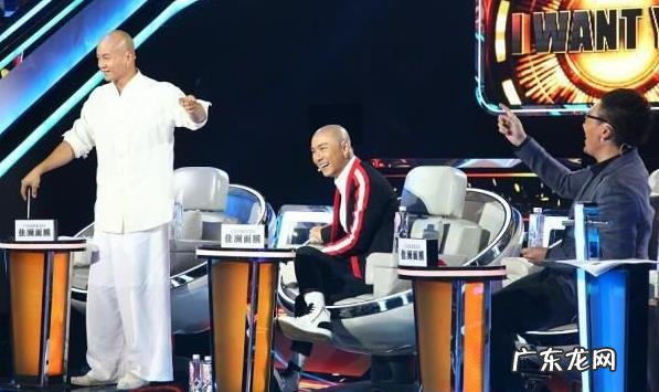 乐嘉回应“强吻谢娜”事件,曾因此事饱受争议,这是为了复出吗?