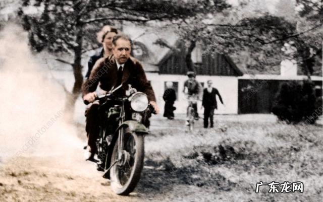 量子力学原理pdf 量子力学第三版