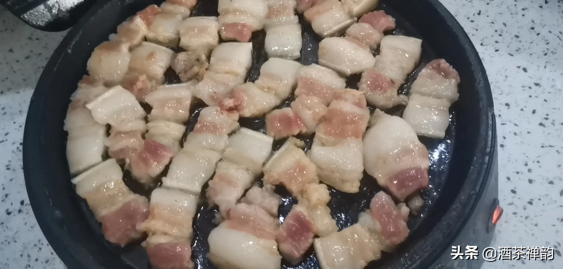 北方人都爱吃饺子，饺子馅多种多样，你最喜欢吃什么馅的饺子？