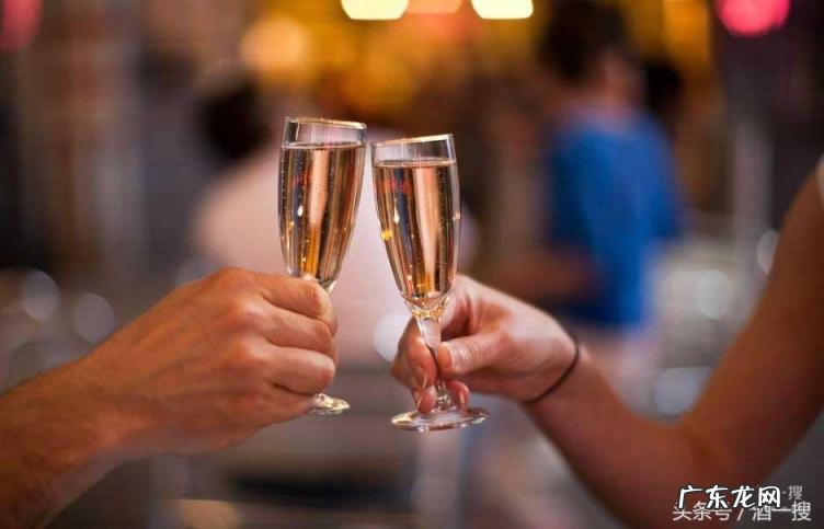 香槟酒属于什么酒多少度 香槟酒多少度最好喝