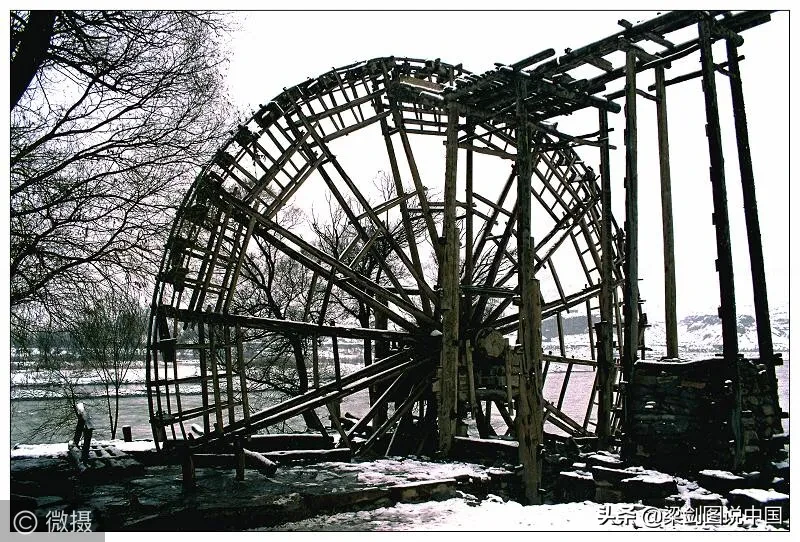 发几张你手机里这两天拍的一组雪天美景照片吧?看看你那里有多美?