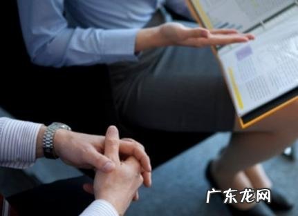 该为了年终奖延后辞职吗 不要年终奖辞职