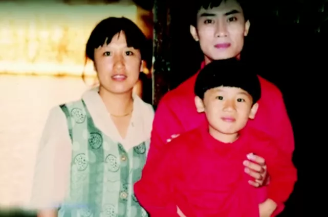 江涛的老婆个人简历 江涛的出生简历