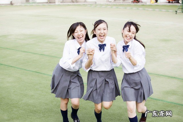 在大城市内,为什么保姆工资那么贵,而大学生就业却这么难?