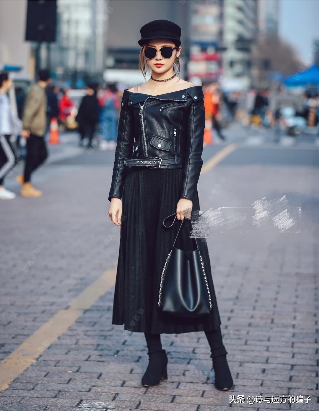 为什么有的女生经常穿黑色衣服？