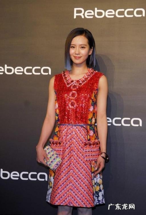 蓝黑色头发图片 男生 鸢尾兰蓝颜色头发图片