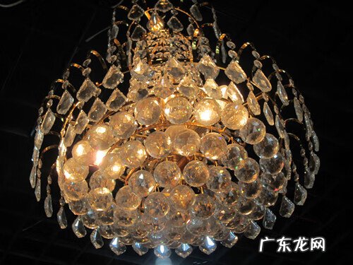 水晶灯吊坠安装视频 水晶灯吊坠怎么安装图解