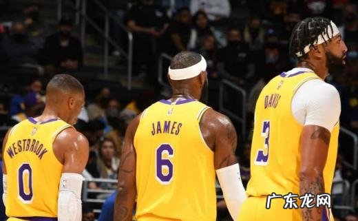 湖人奇才谁赢了 雄鹿击败湖人新闻