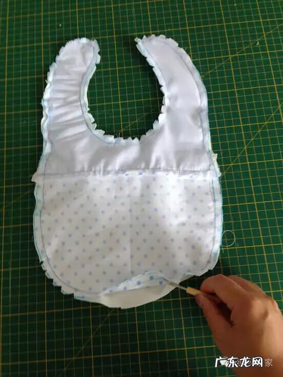 硅胶围兜婴儿 婴儿围兜怎么做