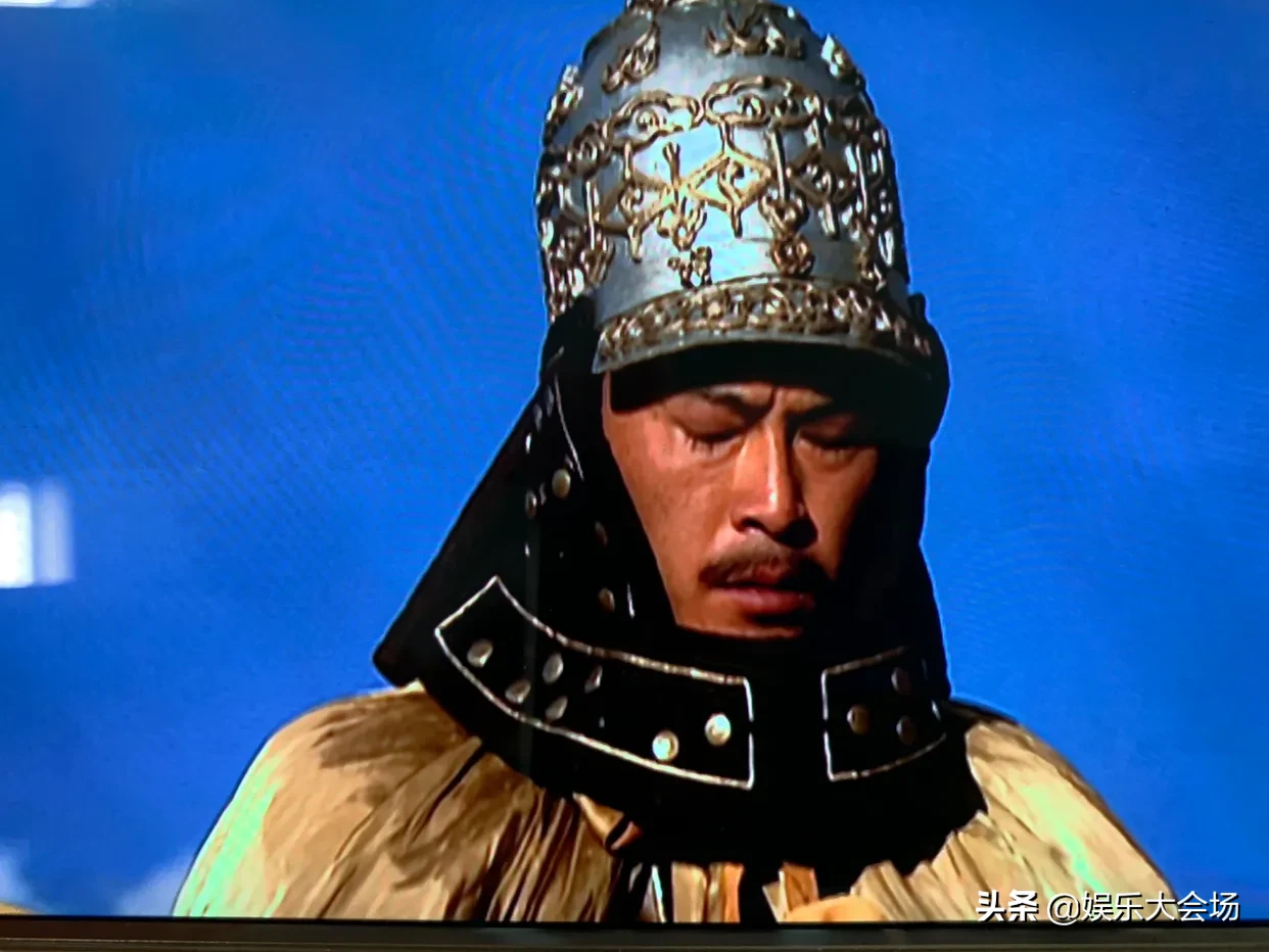 《康熙王朝》胤禔钟情宝日龙梅，康熙为何当着他的面与宝日龙梅云雨？胤禔心里疼吗？