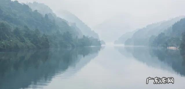 扶摇直上望洋兴叹出自哪里 望洋兴叹这个故事出自于哪个寓言