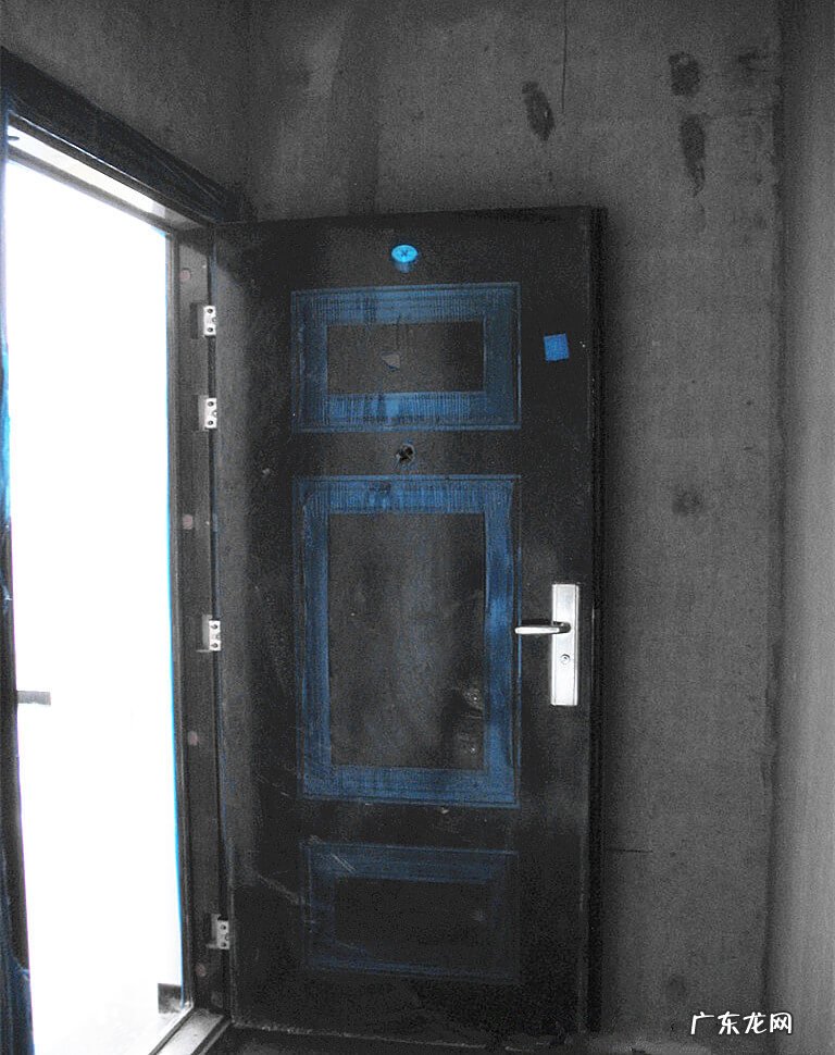 高层入户门风水禁忌 后门内开和外开的风水