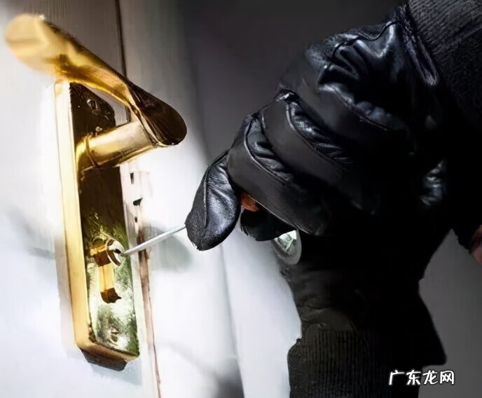 高层入户门风水禁忌 后门内开和外开的风水