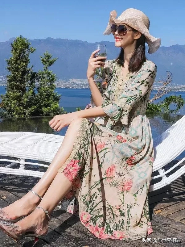 五十五岁穿什么衣服好看?