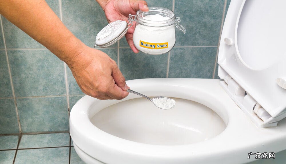 坐便器异物堵住了怎么办 坐便器堵了有什么办法