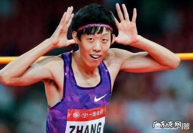 “白鹤亮翅”张国伟宣布退役，在你看来他到底是一位出色的运动员，还是一位谐星？