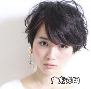 瓜子脸适合的发型女 瓜子脸男适合什么发型?
