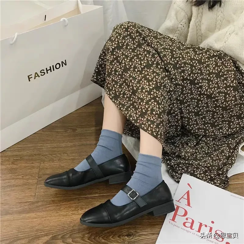 复古单鞋搭配什么衣服好看？