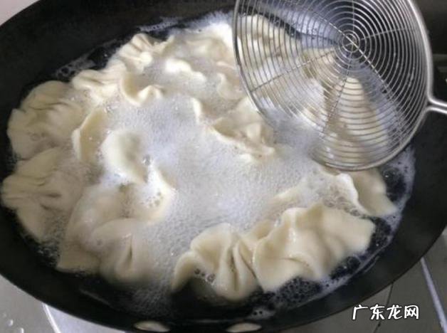 包饺子的做法步骤文字 十种家常饺子包法的做法步骤