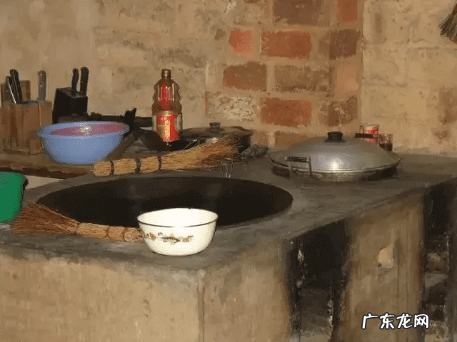 旧灶换新灶风水上有讲究吗 农村灶门朝西风水怎样