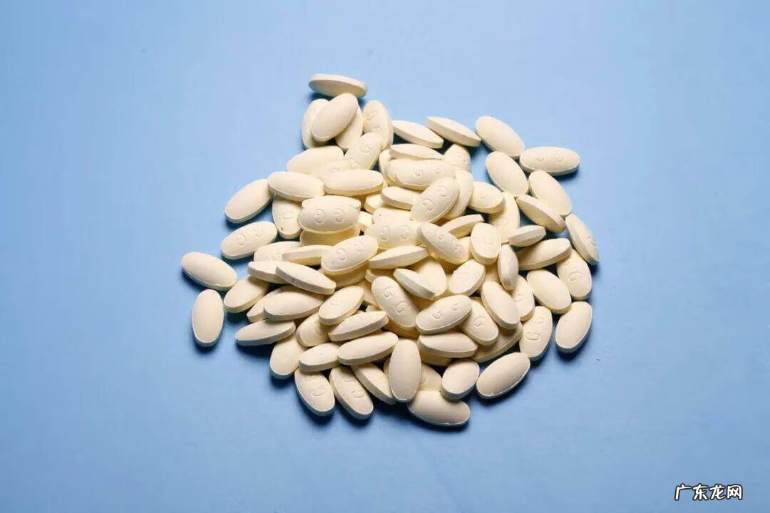 一天吃了四片钙片有事吗 钙片吃多了会怎么样?