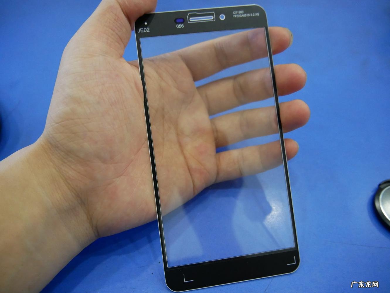 怎么判断手机是外屏碎还是内屏碎 怎么确定手机是外屏碎还是内屏碎