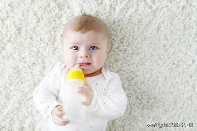 初生婴儿应该多久喂一次?