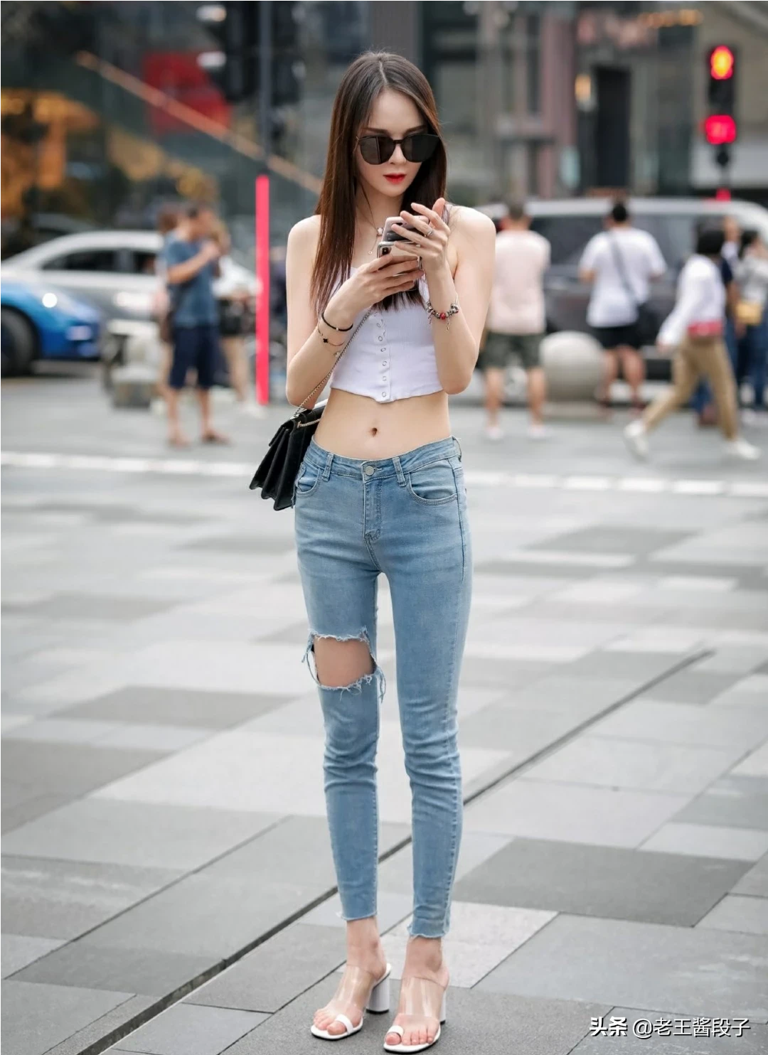 夏天街头如何穿衣搭配最性感?