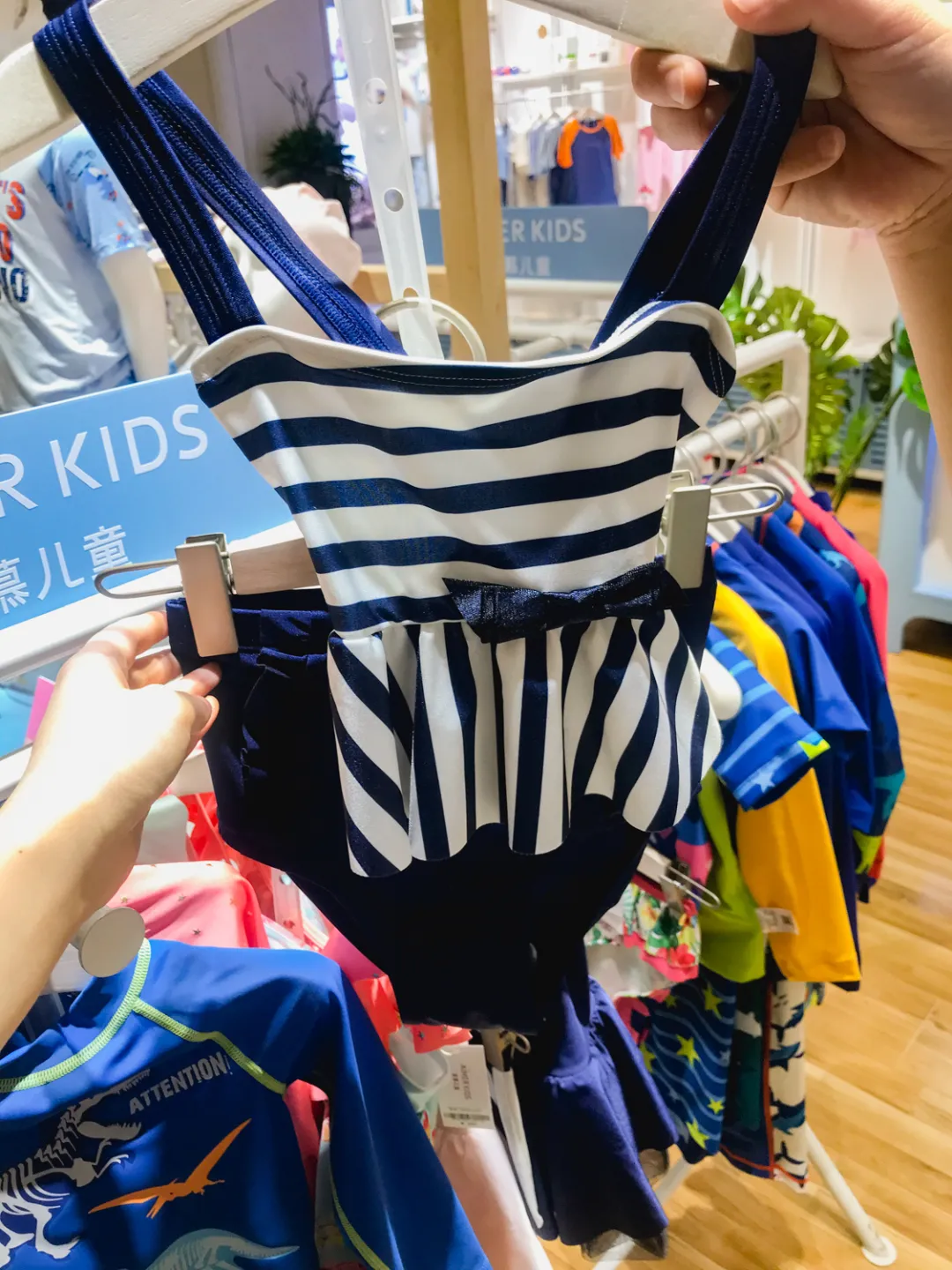 儿童泳衣品牌排行榜前十名 什么牌子儿童泳衣好