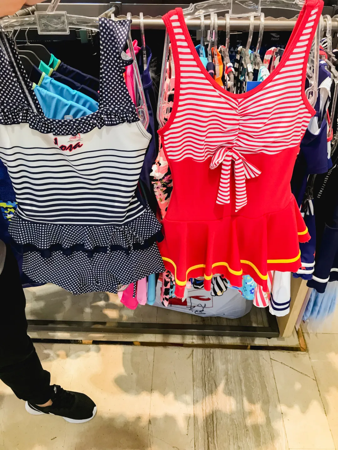 儿童泳衣品牌排行榜前十名 什么牌子儿童泳衣好