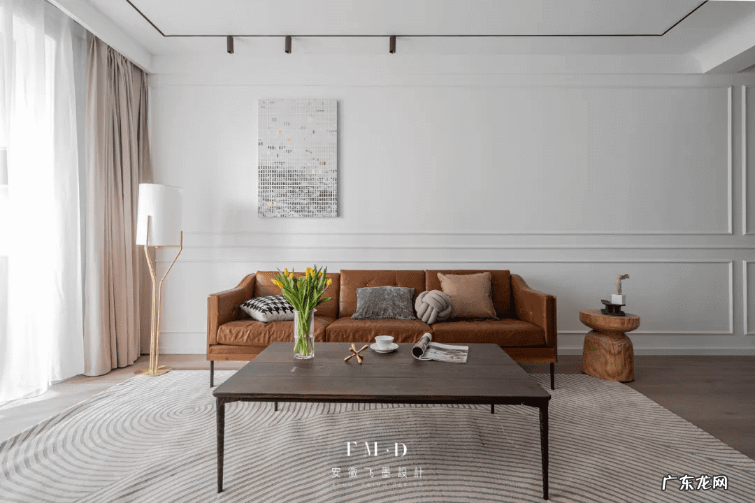 客厅背景墙风水讲究 布艺沙发背景墙