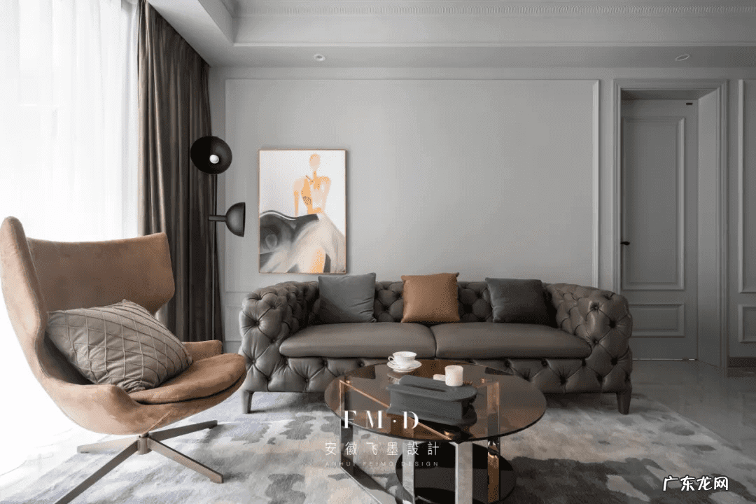 客厅背景墙风水讲究 布艺沙发背景墙