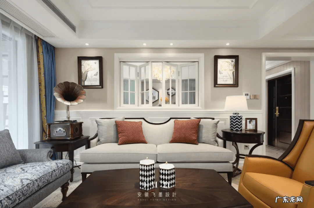 客厅背景墙风水讲究 布艺沙发背景墙