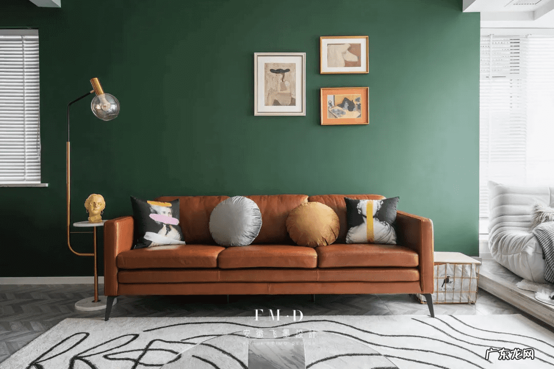 客厅背景墙风水讲究 布艺沙发背景墙