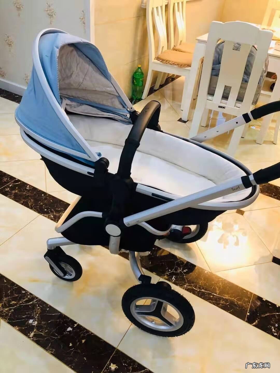 婴儿推车八个轮子和四个轮子 婴儿小车四轮手推车